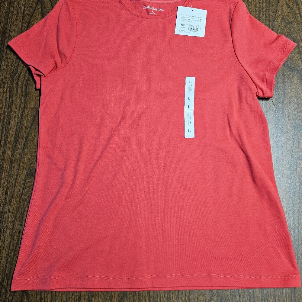 womens t shirt